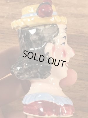 4つ目のおじさんとおばさんのヴィンテージソルト＆ペッパー