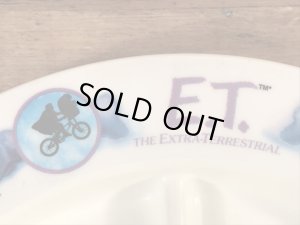 イーティーのプラスチック製のビンテージプレート