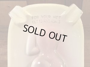 ピンナップガールの陶器製のビンテージ灰皿