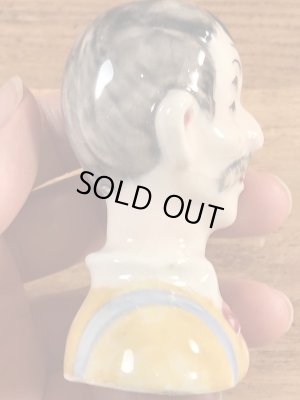 4つ目のおじさんとおばさんのヴィンテージソルト＆ペッパー