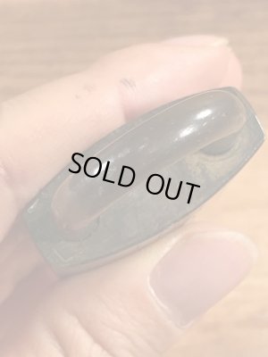 ミリタリー物の真鍮製のビンテージ南京錠