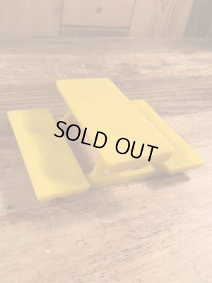 ウィーブルズのベンチのビンテージトイ