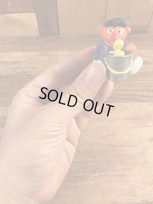 セサミストリートのアーニーのヴィンテージPVCフィギュア