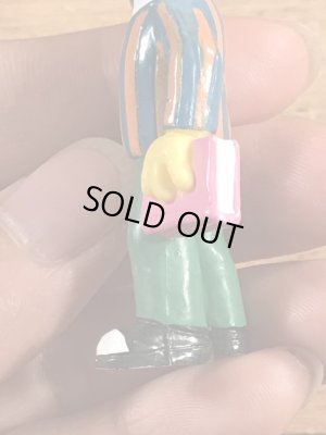 セサミストリートのバートのヴィンテージPVCフィギュア