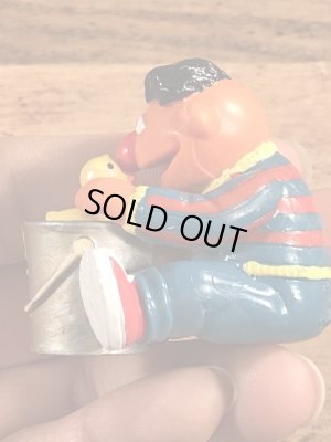 セサミストリートのアーニーのヴィンテージPVCフィギュア