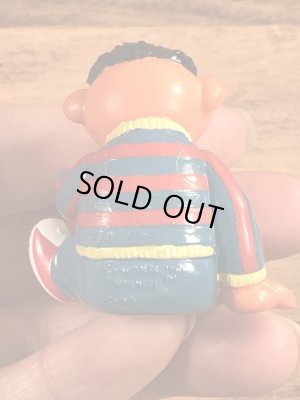 セサミストリートのアーニーのビンテージPVCフィギュア