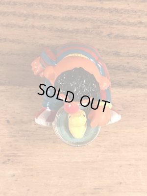 セサミストリートのアーニーのビンテージPVCフィギュア