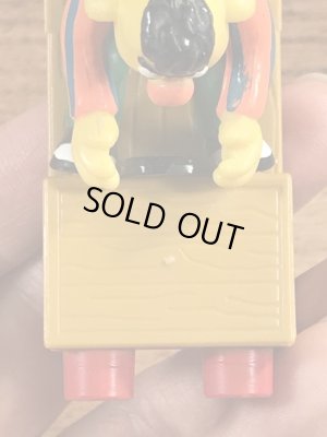 セサミストリートのバートのヴィンテージPVCフィギュア