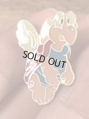 スーパーマリオのパタパタのビンテージピンバッジ