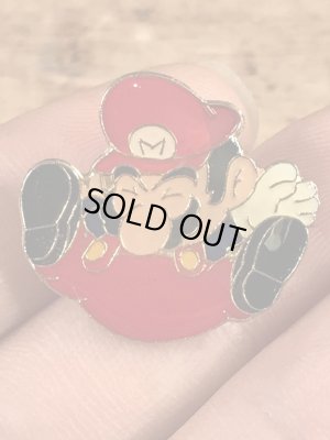 スーパーマリオの尻もちのヴィンテージピンズ