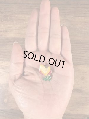 スーパーマリオのパックンフラワーのビンテージピンズ