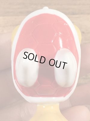 スーパーマリオブラザーズのパタパタのビンテージミールトイ