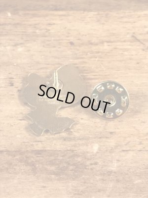 スーパーマリオのパックンフラワーのビンテージピンズ