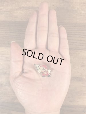 スーパーマリオブラザーズのエナメル加工のビンテージピンバッジ