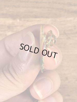 スーパーマリオのパックンフラワーのビンテージピンズ