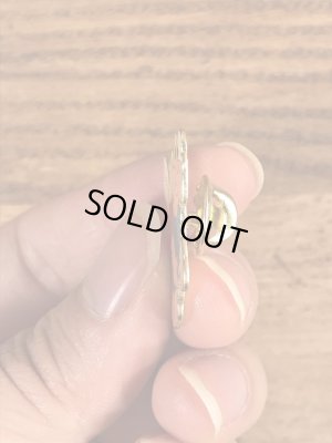 スーパーマリオのパタパタのビンテージピンバッジ