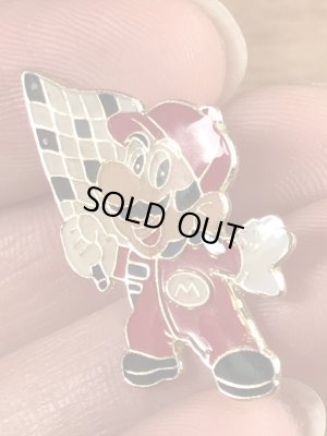 スーパーマリオブラザーズのエナメル加工のビンテージピンバッジ