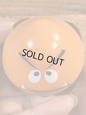 スーパーマリオブラザーズのクリボーのビンテージミールトイ