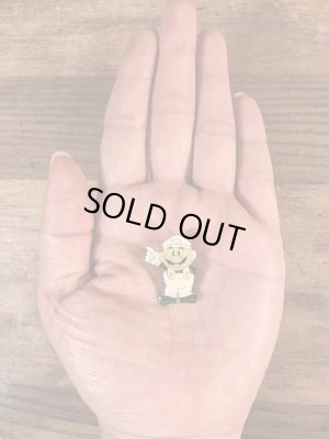 スーパーマリオブラザーズのエナメル加工のビンテージピンバッジ