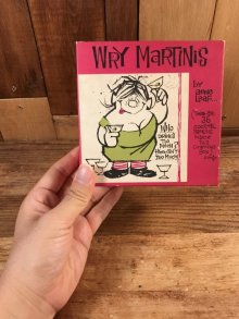 他の写真3: Wry Martinis 36 Cocktail Napkins　ウリイマルティニス　ビンテージ　ペーパーナプキン　紙ナプキン　60年代