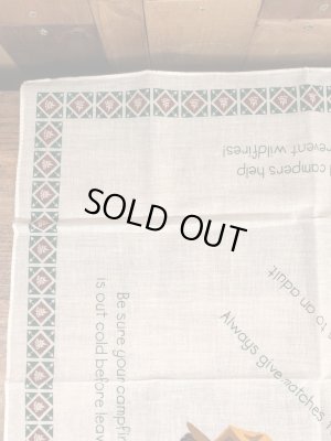 企業キャラクターのスモーキーザベアのヴィンテージバンダナ