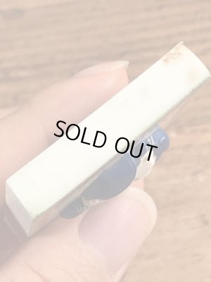 企業キャラクターのクラッカージャックのビンテージマグネット