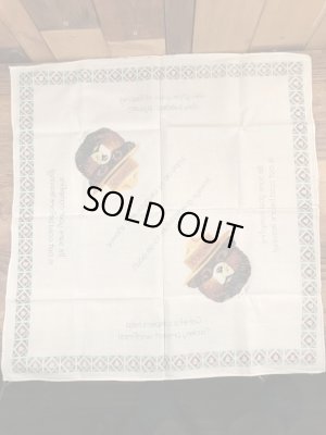 企業キャラクターのスモーキーベアのビンテージバンダナ