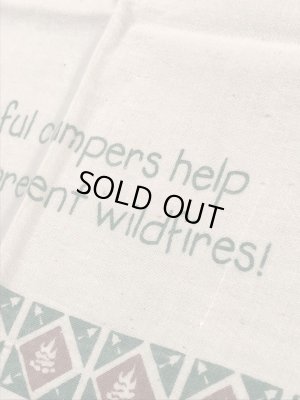 アドバタイジングキャラクターのスモーキーベアのヴィンテージバンダナ