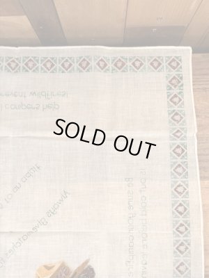 アドバタイジングキャラクターのスモーキーベアのビンテージバンダナ