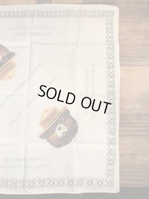 企業キャラクターのスモーキーベアのビンテージバンダナ