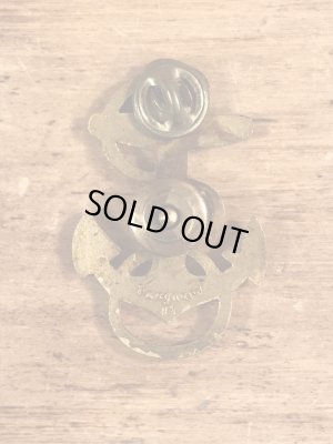 USNのアンカーのヴィンテージピンバッチ