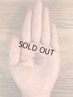 ミリタリーのUSネイビーのビンテージピンバッジ