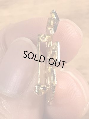 ミリタリーのUSネイビーのビンテージピンバッジ