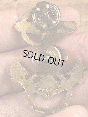 USネイビーのアンカーのビンテージピンバッジ