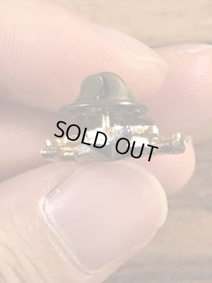 ミリタリー物のUSNのヴィンテージピンズ