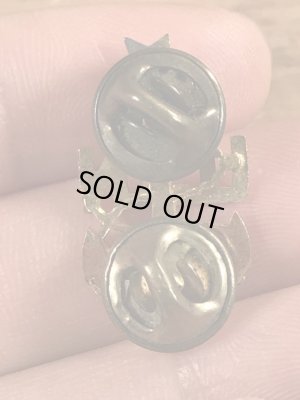 ミリタリー物のUSNのビンテージピンバッジ