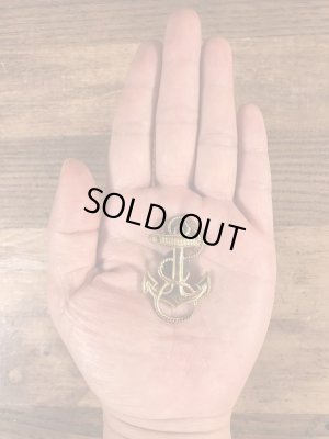 USNのアンカーのヴィンテージピンバッチ