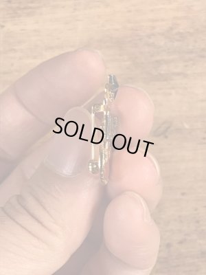 ミリタリーのUSネイビーのビンテージピンバッジ