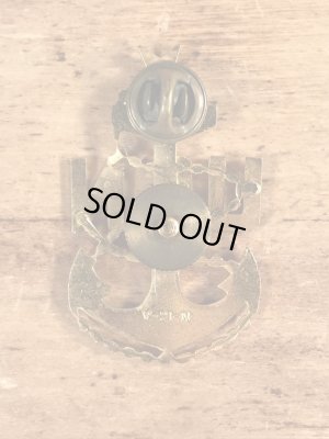 ミリタリー物のUSNのヴィンテージピンズ