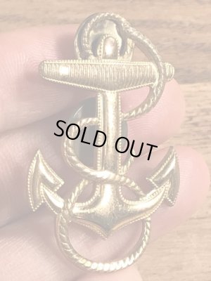 USNのアンカーのヴィンテージピンバッチ