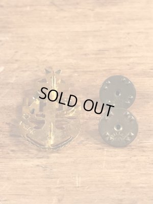 ミリタリー物のUSネイビーのビンテージピンバッチ