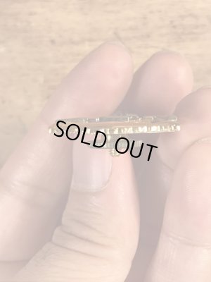 ミリタリー物のUSNのヴィンテージピンズ