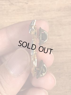 ミリタリー物のUSネイビーのビンテージピンバッチ