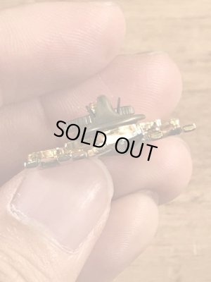 ミリタリー物のUSネイビーのビンテージピンバッジ
