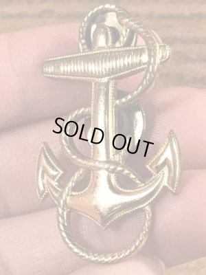 USネイビーのアンカーのビンテージピンバッジ