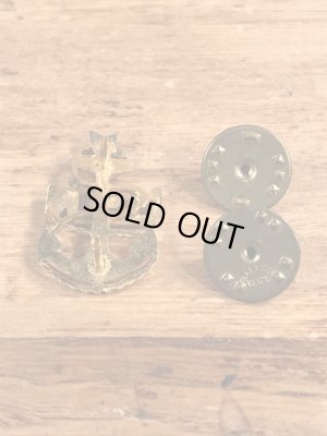 ミリタリー物のUSNのビンテージピンバッジ