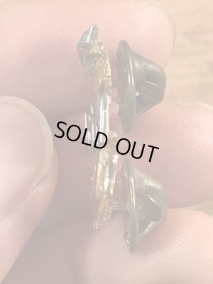 ミリタリー物のUSネイビーのヴィンテージピンズ