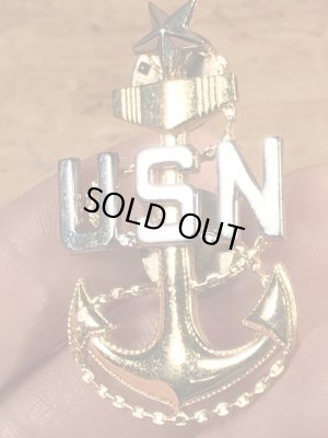 ミリタリー物のUSネイビーのビンテージピンバッジ