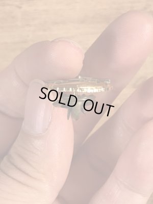 ミリタリー物のUSNのヴィンテージピンズ