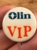 Olin Vipの企業物のビンテージ缶バッジ